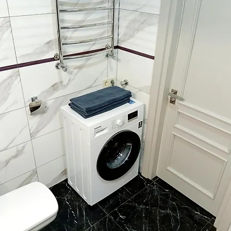 в самому центрі вул костюшка *