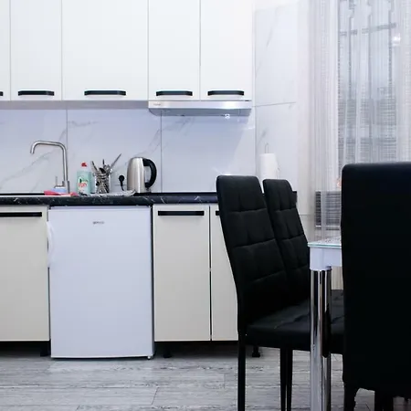 в самому центрі вул костюшка Apartman *