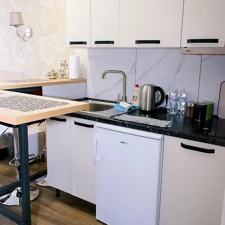 в самому центрі вул костюшка Leópolis