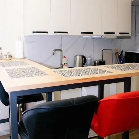 в самому центрі вул костюшка Apartman Lviv