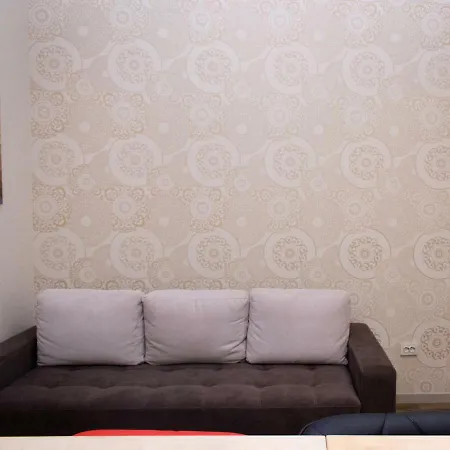 в самому центрі вул костюшка *