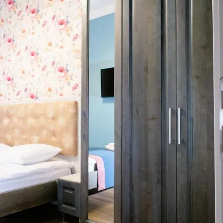 в самому центрі вул костюшка