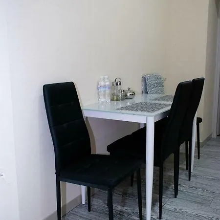 в самому центрі вул костюшка *