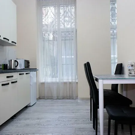 в самому центрі вул костюшка Apartman