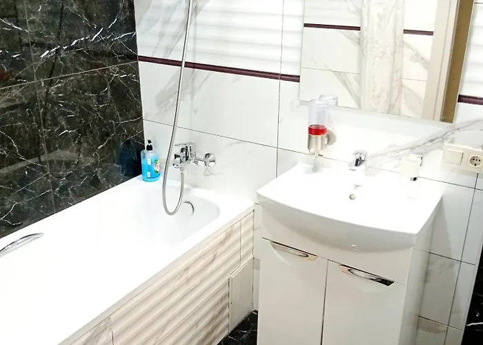 в самому центрі вул костюшка * Львів