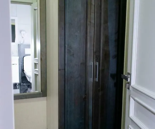 в самому центрі вул костюшка