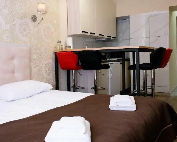 в самому центрі вул костюшка *