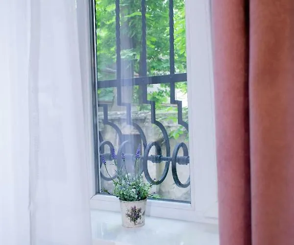 в самому центрі вул костюшка * Lvov